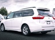 2018 Toyota Sienna LE 8-Passenger LC2552