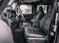 2025 Jeep Wrangler Sahara S582820