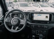 2025 Jeep Wrangler Sahara S582820
