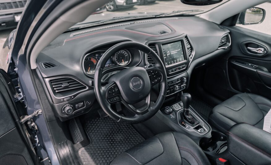 2019 Jeep Cherokee Trailhawk LC2576