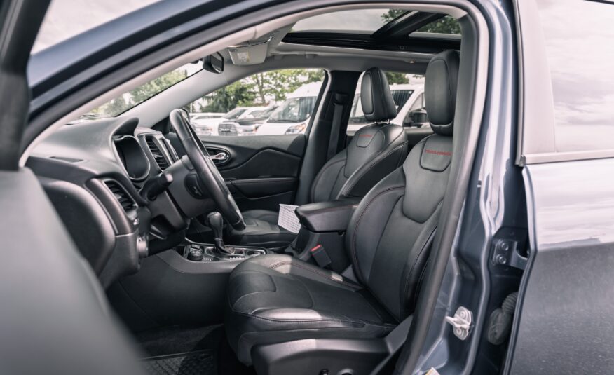 2019 Jeep Cherokee Trailhawk LC2576