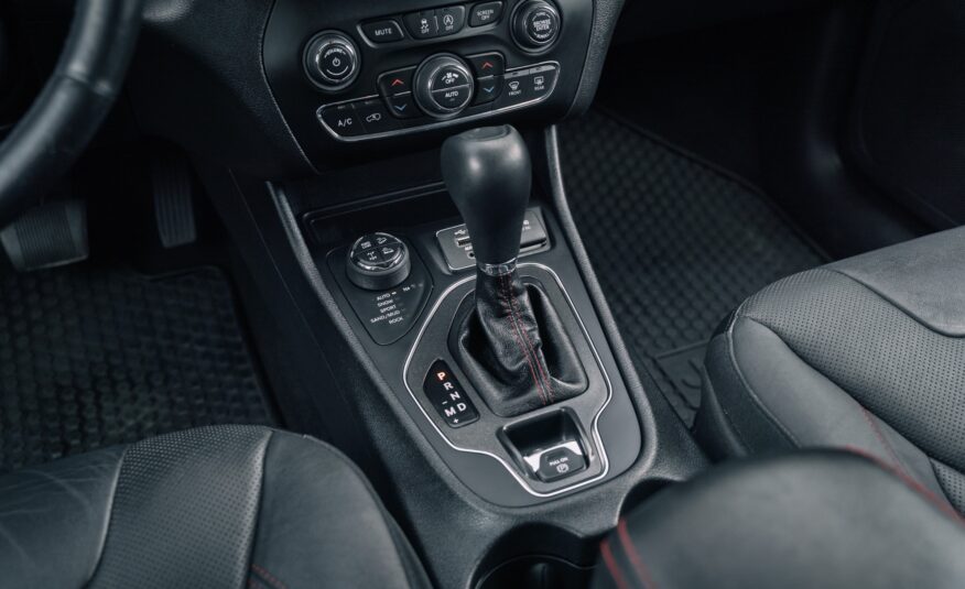 2019 Jeep Cherokee Trailhawk LC2576