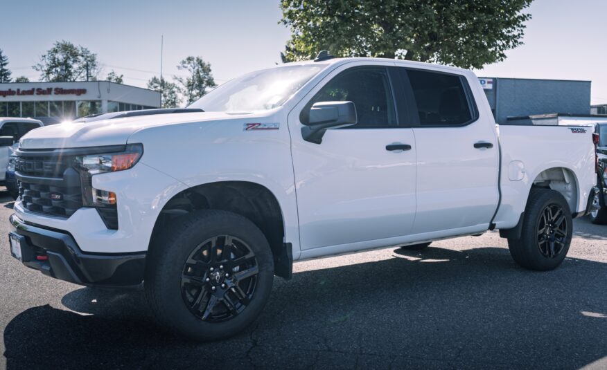 2023 Chevrolet Silverado 1500 Custom Trail Boss LC2583