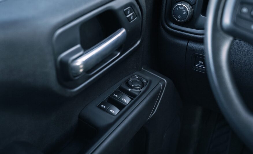 2023 Chevrolet Silverado 1500 Custom Trail Boss LC2583