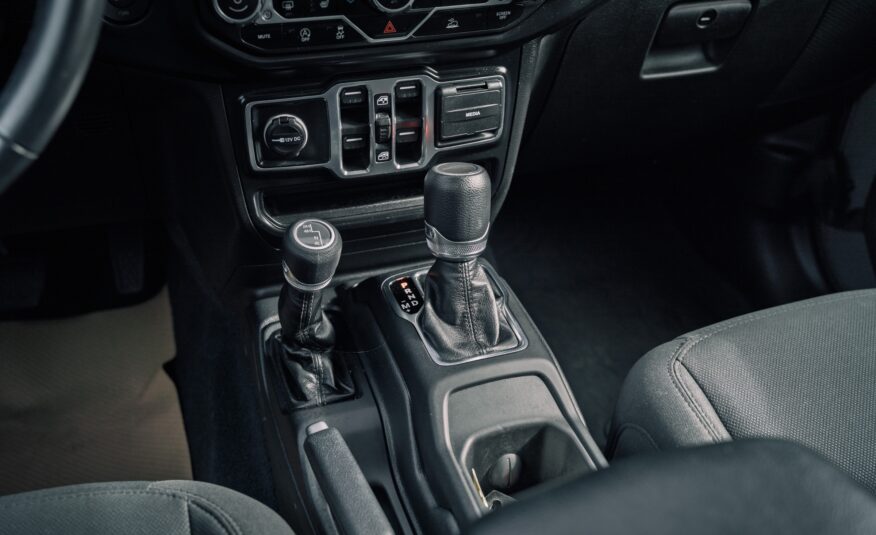 2023 Jeep Gladiator Sport S LC2581