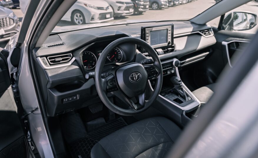 2022 Toyota RAV4 LE LC2580