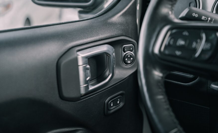 2023 Jeep Gladiator Sport S LC2581
