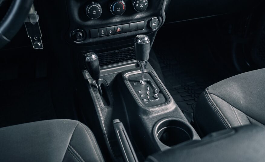 2018 Jeep Wrangler JK Unlimited Sport LC2564