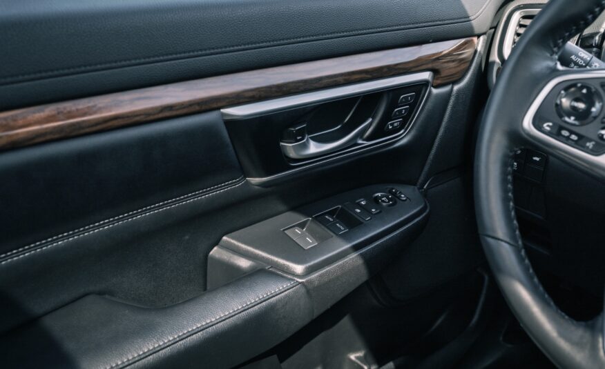 2022 Honda CR-V Touring S584562A