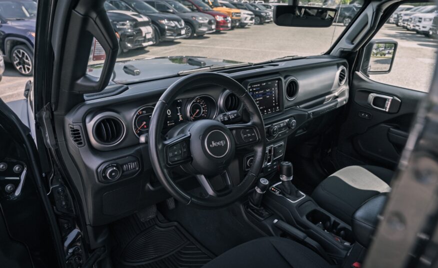 2022 Jeep Wrangler Unlimited Sport R220000A