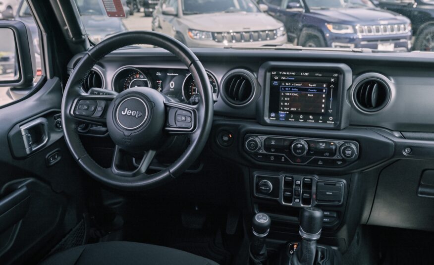 2022 Jeep Wrangler Unlimited Sport R220000A