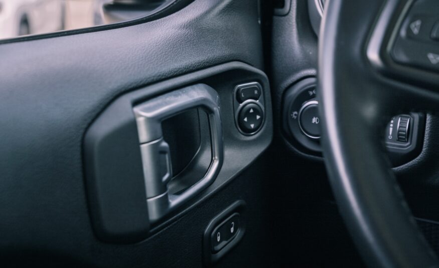 2022 Jeep Wrangler Unlimited Sport R220000A