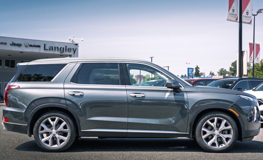 2021 Hyundai Palisade Luxury 8 Passenger S711161A