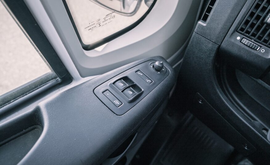 2018 RAM ProMaster 3500 High Roof S504752A
