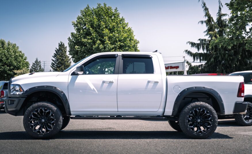 2021 RAM 1500 Classic SLT LC2605