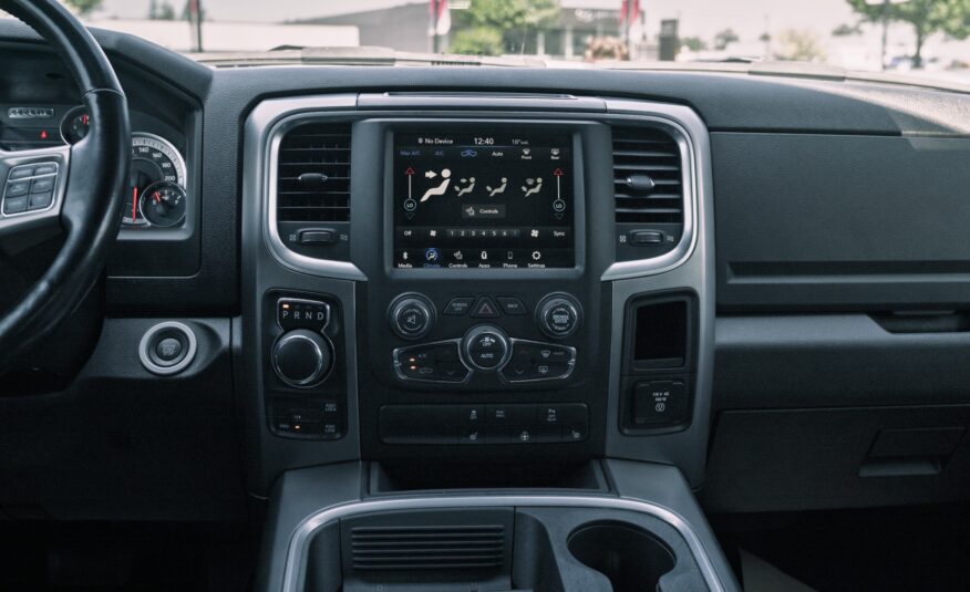2021 RAM 1500 Classic SLT LC2605