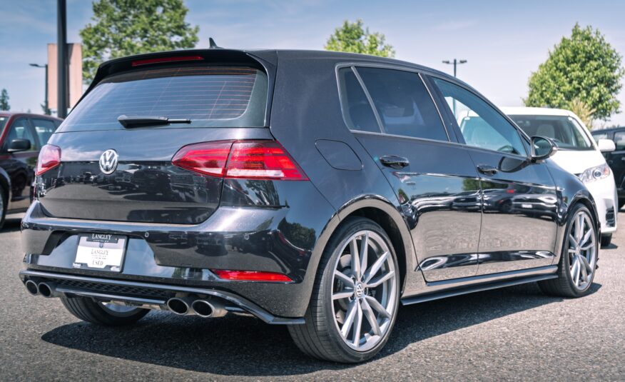 2018 Volkswagen Golf R 2.0 TSI LC2609