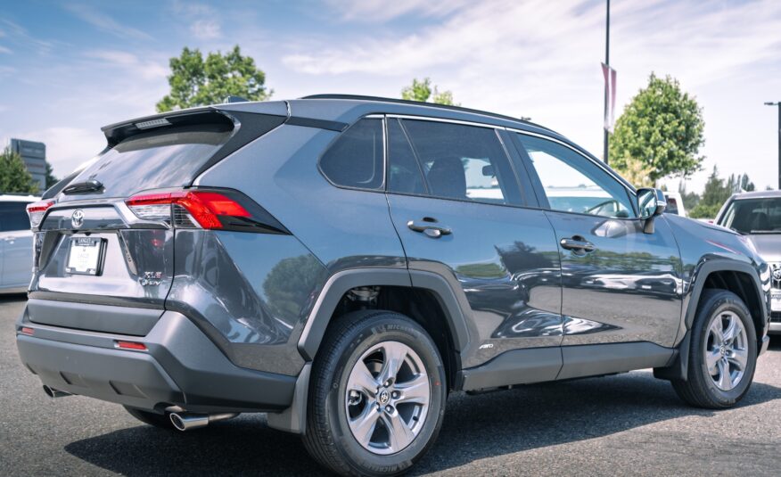 2025 Toyota RAV4 Hybrid XLE LC2601