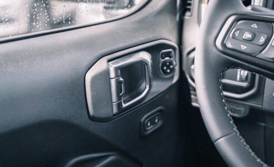 2025 Jeep Wrangler Sport S610399