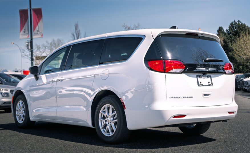 2024 Chrysler Grand Caravan SXT R196205