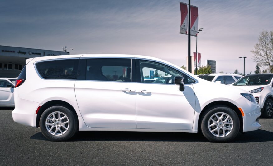 2024 Chrysler Grand Caravan SXT R196205