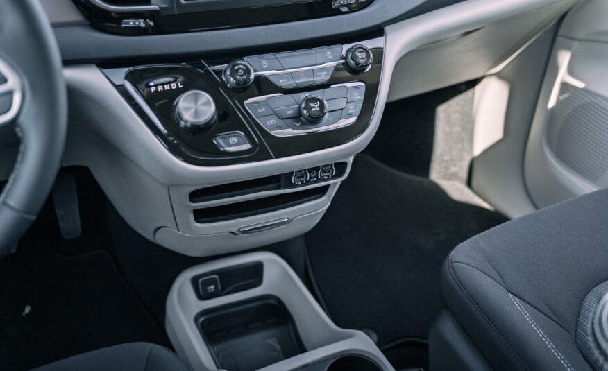 2024 Chrysler Grand Caravan SXT R196205