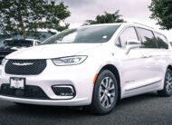 2024 Chrysler Pacifica Hybrid Pinnacle R109031