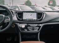 2024 Chrysler Pacifica Hybrid Pinnacle R109031