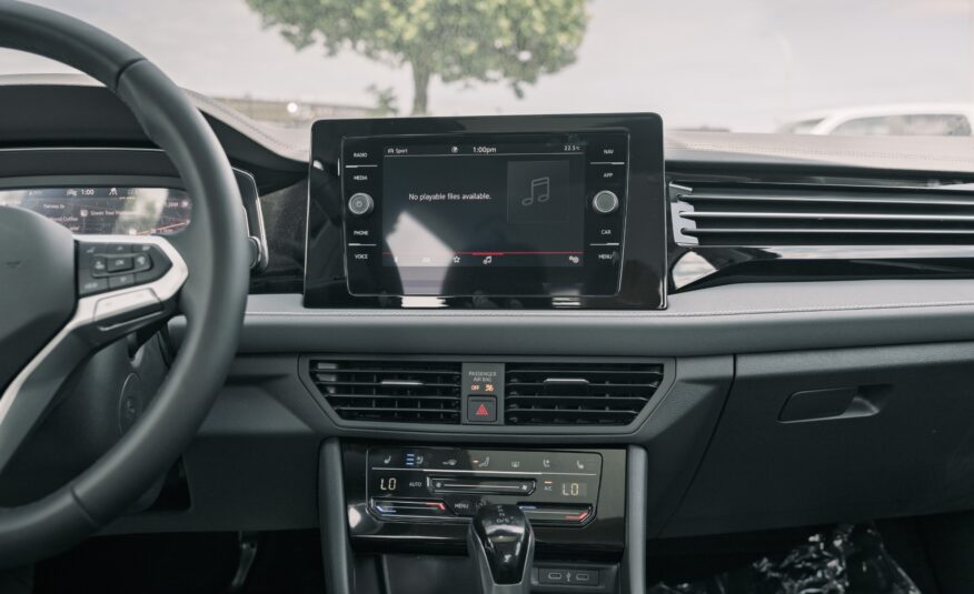2025 Volkswagen Jetta Highline LC2618