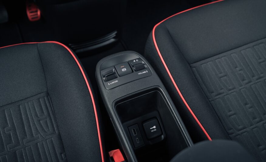 2025 Fiat 500e  S238202