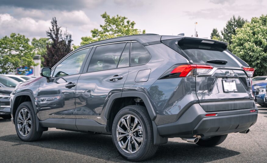 2025 Toyota RAV4 Hybrid XLE LC2607