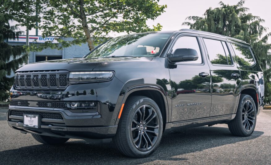 2023 Jeep Grand Wagoneer Series II LC2624