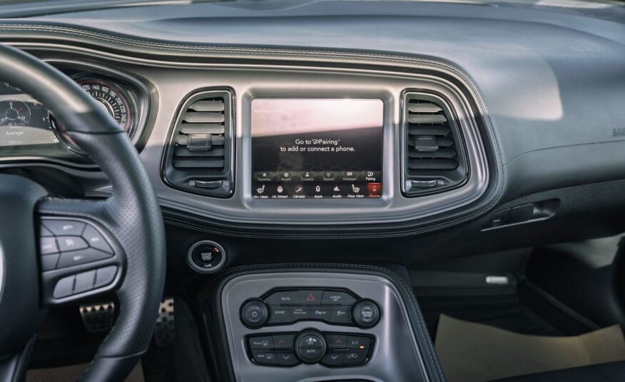 2023 Dodge Challenger R/T R205757A