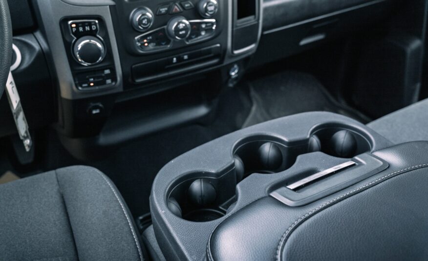 2023 RAM 1500 Classic Tradesman LC2675
