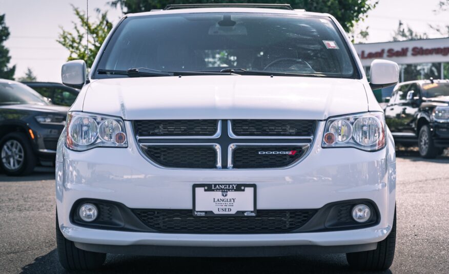 2020 Dodge Grand Caravan Premium Plus LC2675A