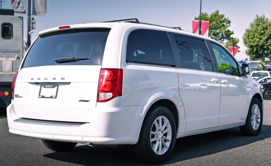 2020 Dodge Grand Caravan Premium Plus LC2675A