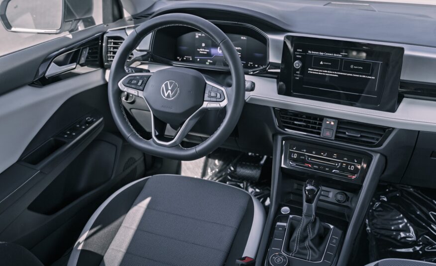 2025 Volkswagen Taos Trendline LC2697