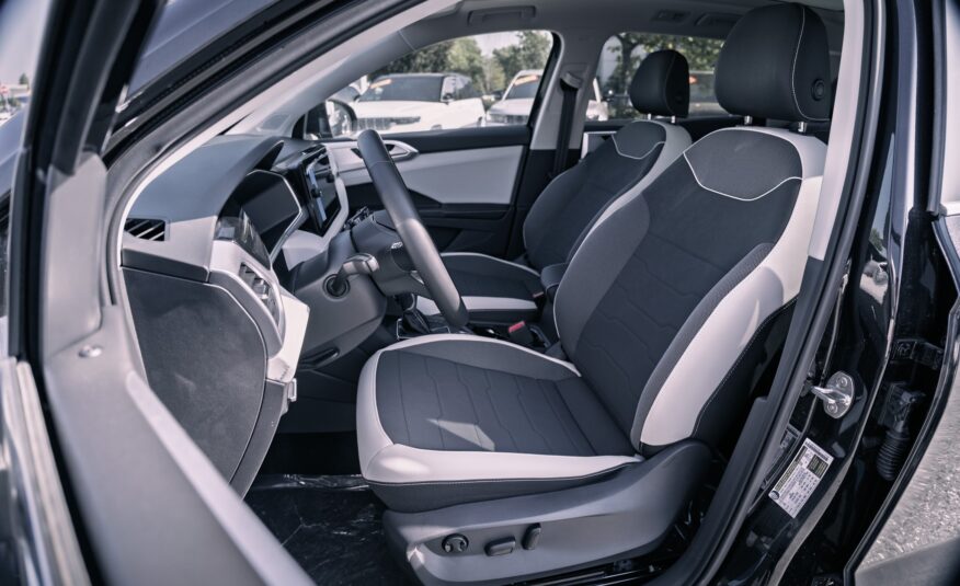 2025 Volkswagen Taos Comfortline LC2698