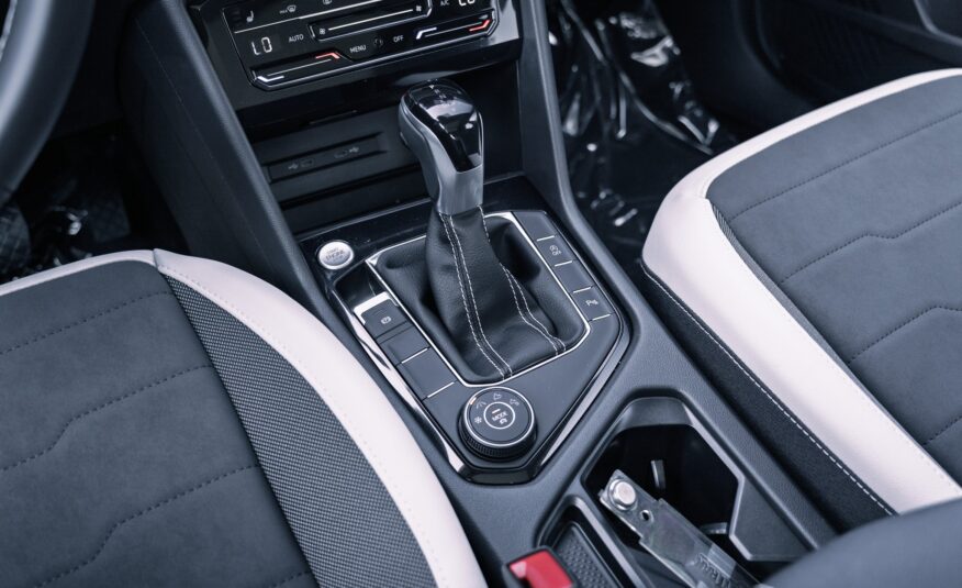 2025 Volkswagen Taos Comfortline LC2698