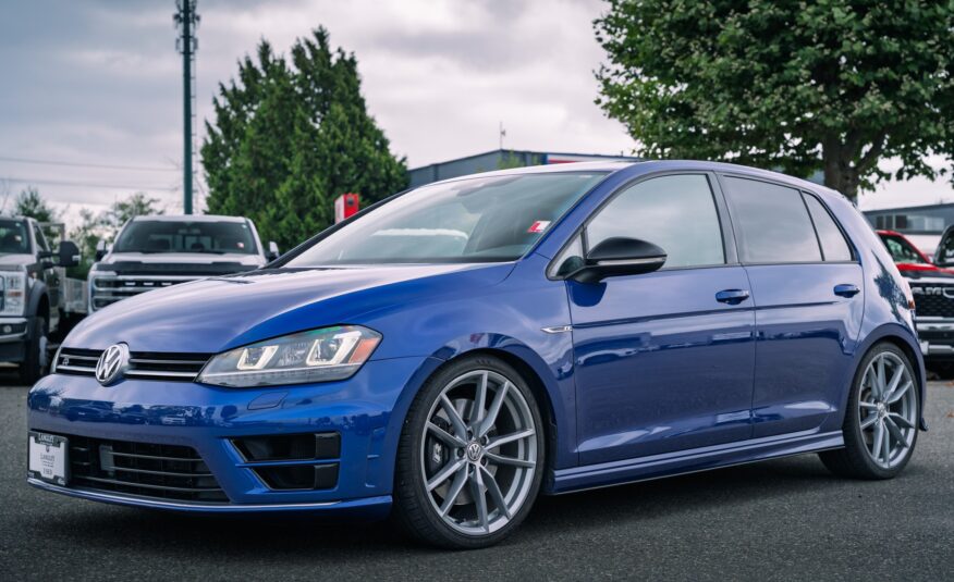 2017 Volkswagen Golf R 2.0 TSI LC2576AA