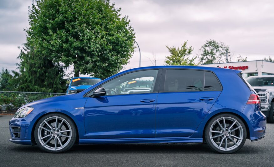 2017 Volkswagen Golf R 2.0 TSI LC2576AA