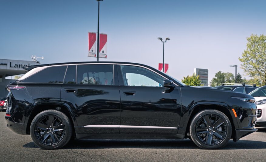 2024 Jeep Wagoneer S Launch Edition R180209