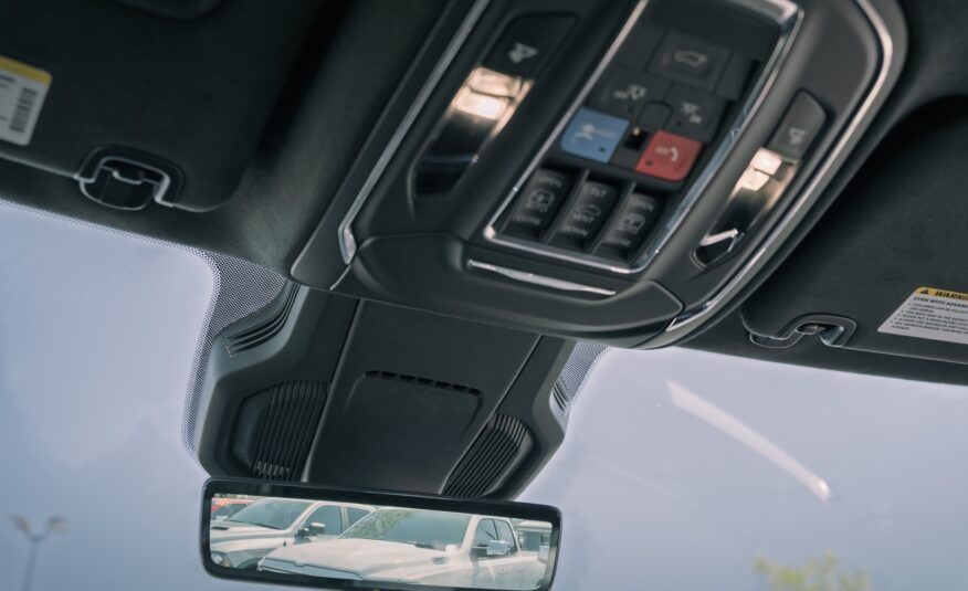 2024 Jeep Wagoneer S Launch Edition R180209