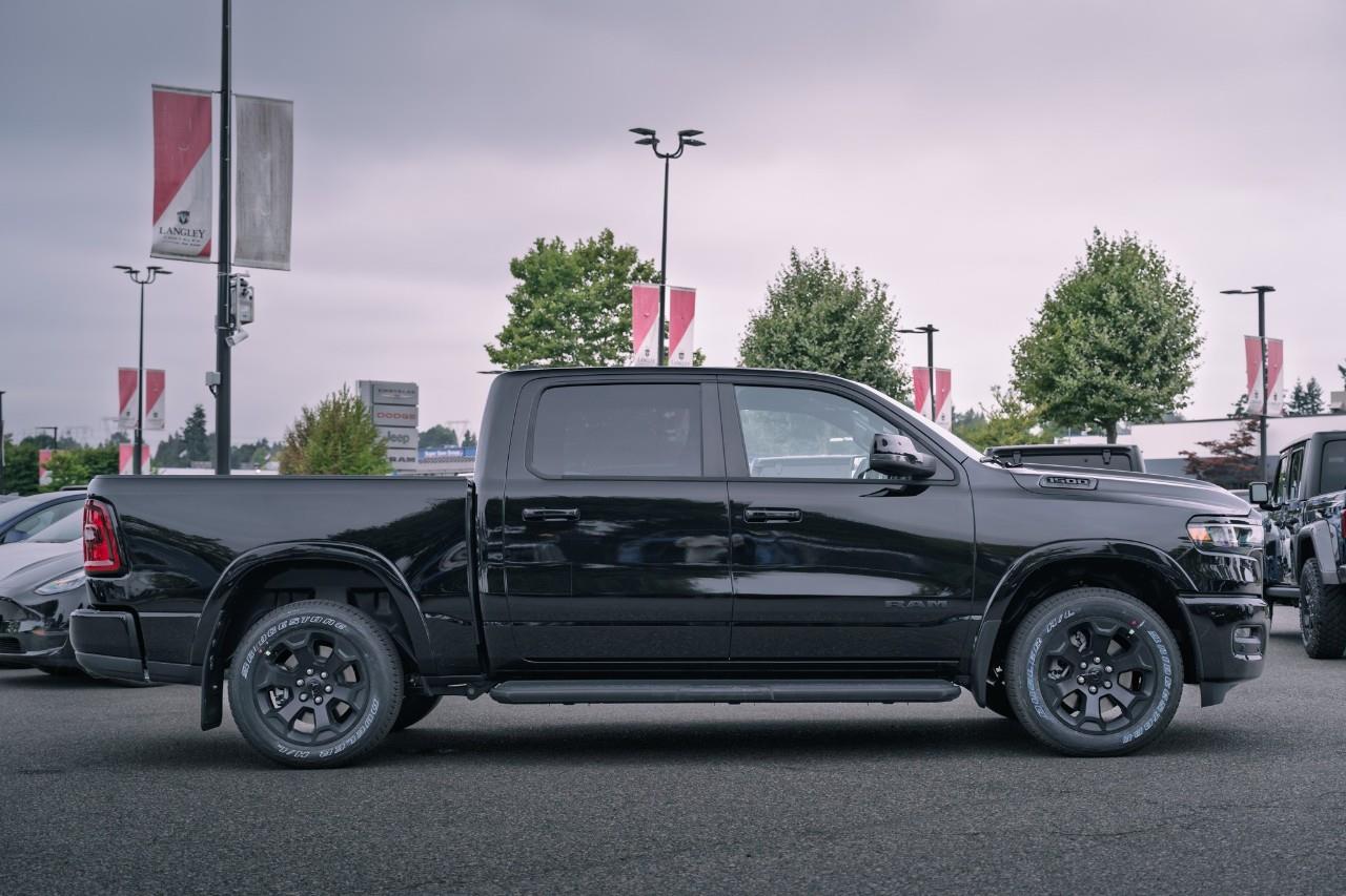 2025 RAM 1500 Big Horn S509671