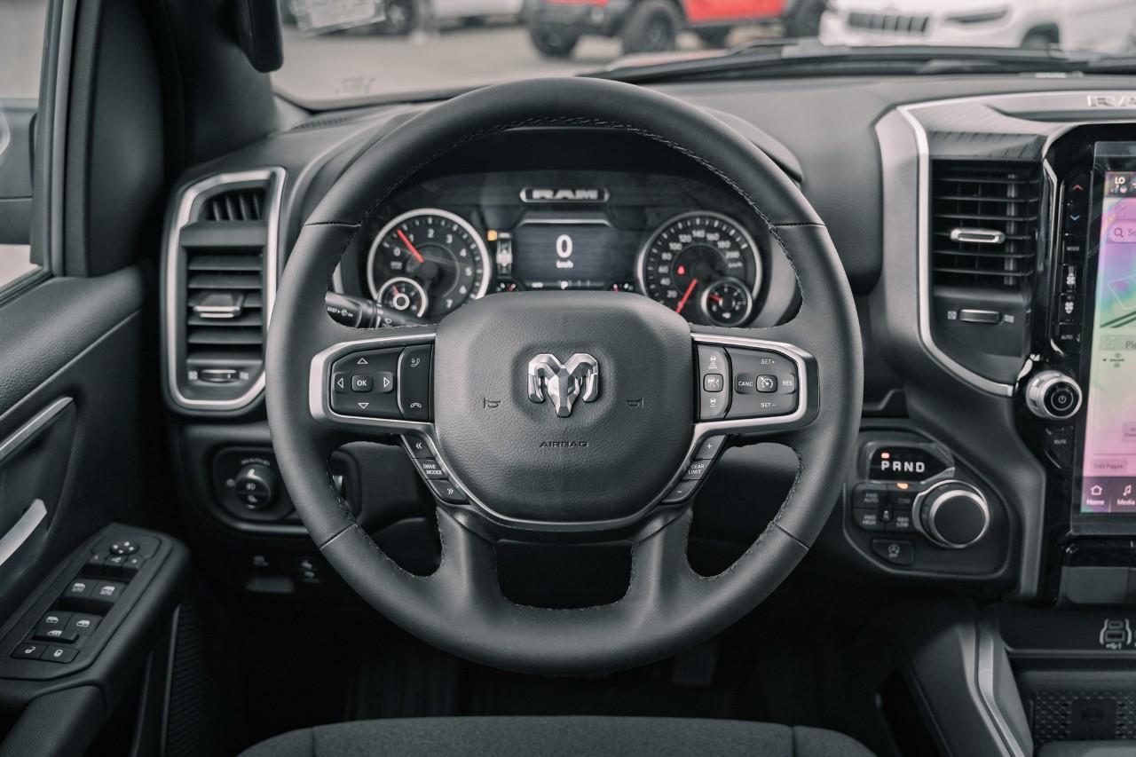 2025 RAM 1500 Big Horn S509671