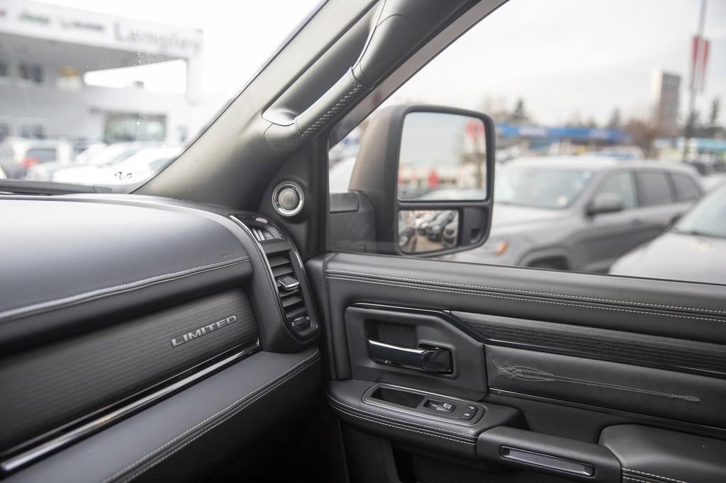 2024 RAM 3500 Limited R384141