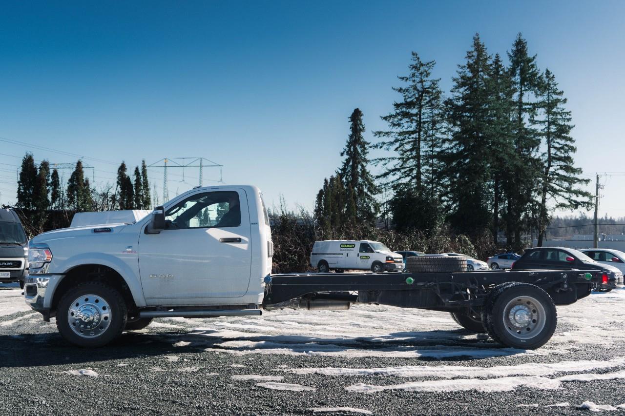 2024 RAM 5500 Chassis Tradesman/SLT R396755