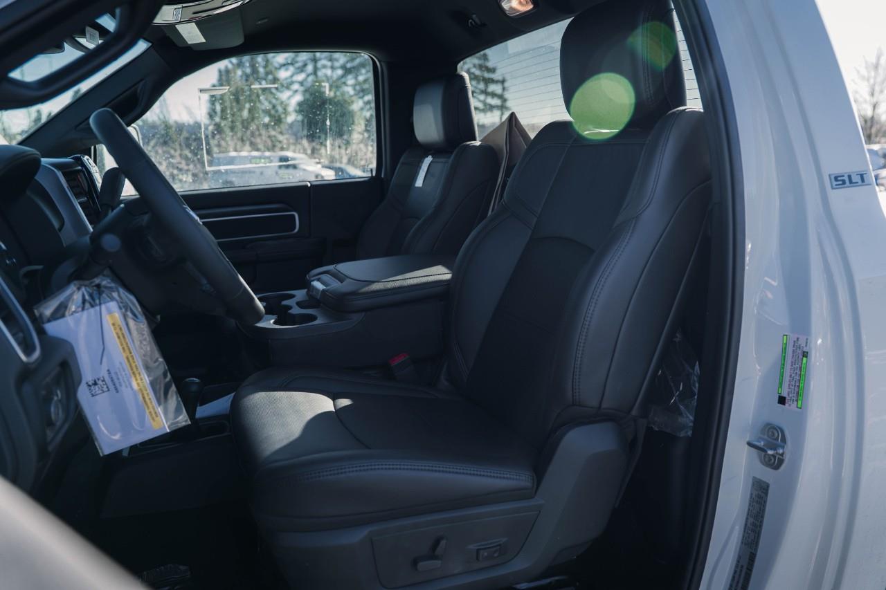 2024 RAM 5500 Chassis Tradesman/SLT R396755