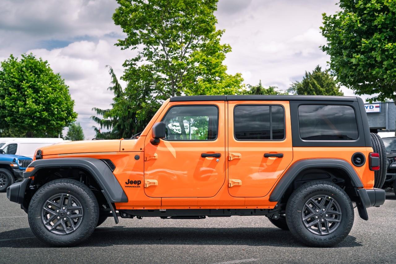 2025 Jeep Wrangler Sport S621369