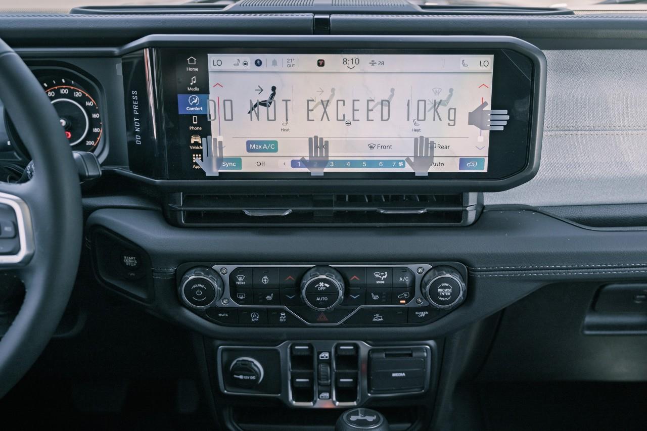 2025 Jeep Wrangler Sahara S633107